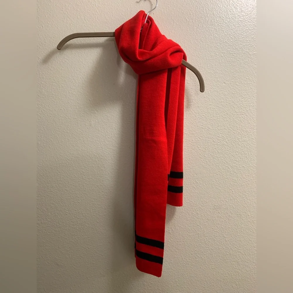 Hurley Red and Black Striped Scarf-Acrylic-Warm-Stripes Skater Ski Skiing